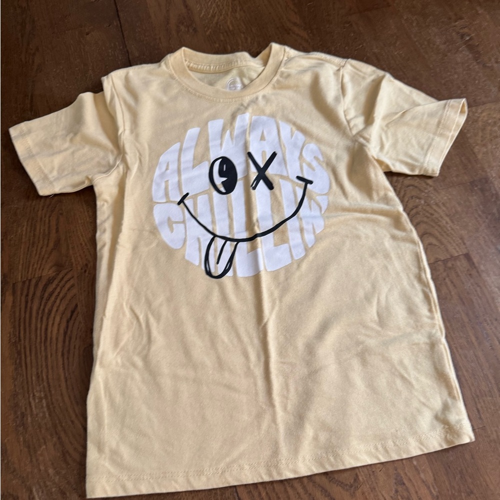 Wonder Nation Yellow Short Sleeve Tee with Smiley Graphic